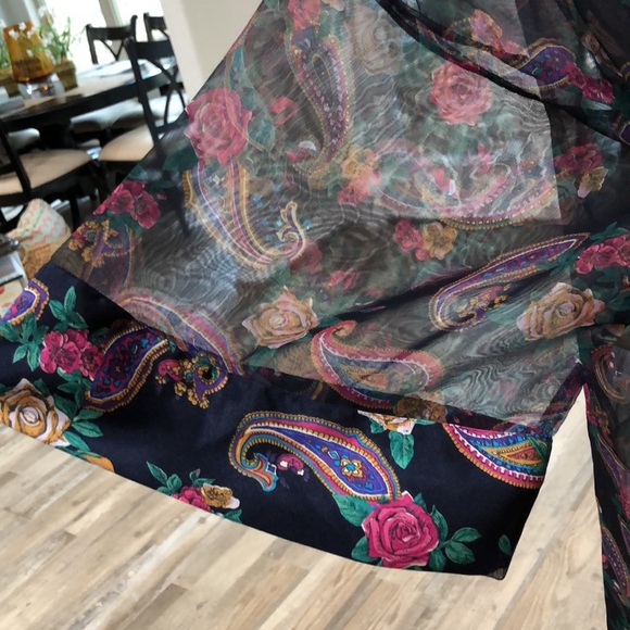 Victoria’s Secret Vintage Paisley Floral Robe - Picture 3 of 7